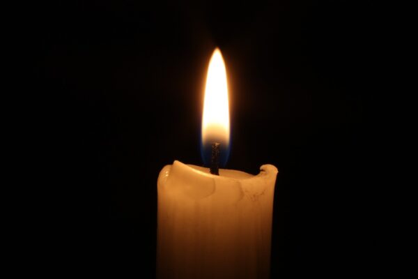 candlelight-1077638 1280